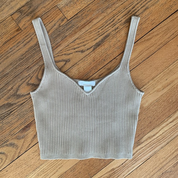 H&M Tops - NWT H&M Ribbed Crop Top